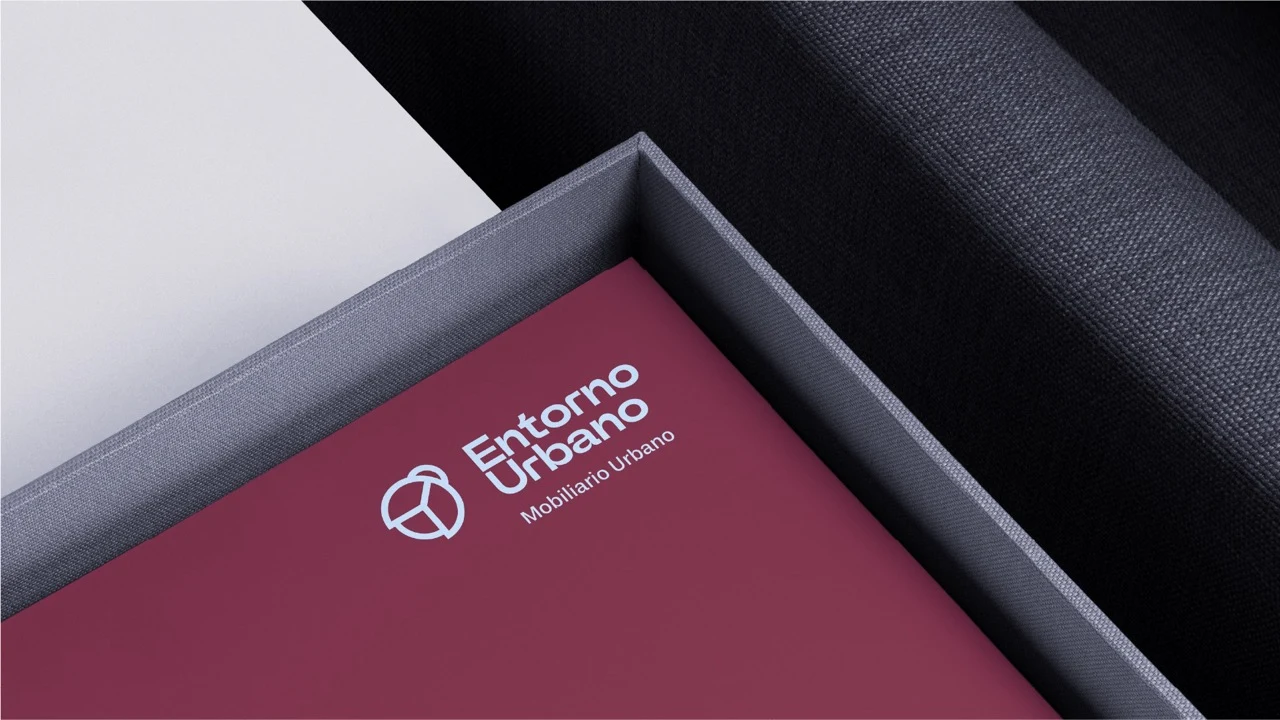 Entorno Urbano — aplicación de marca 11