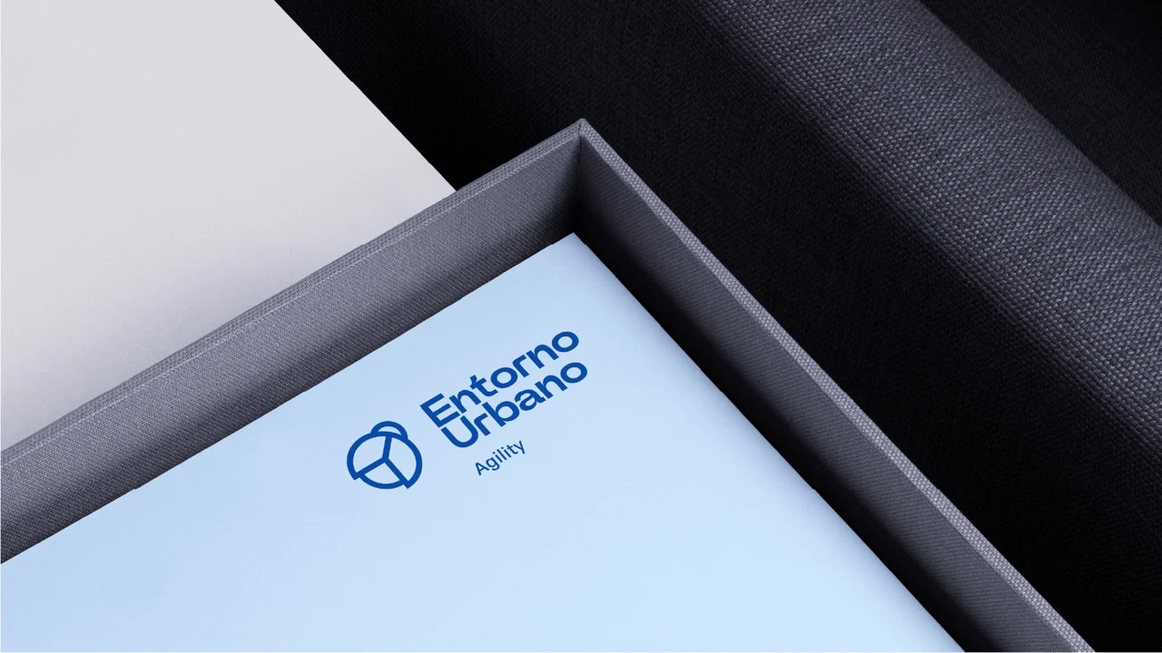 Entorno Urbano — aplicación de marca 12